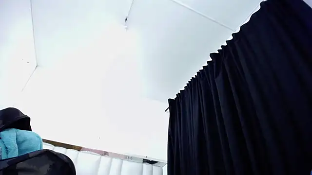 Katy_Jhomson webcam