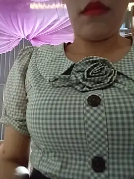 lyly_girl2k webcam