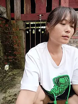 Linda-yiyi webcam