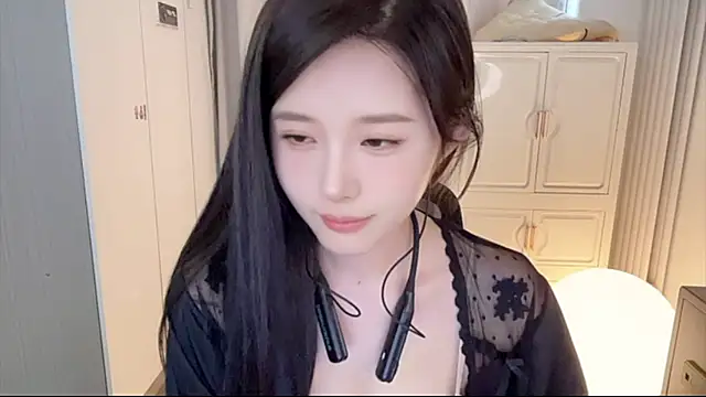 yiyi5588 Live Web Cam Show