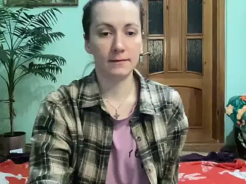 AngelTough20 live cam on StripChat