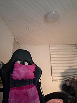 Anily_Lovely webcam