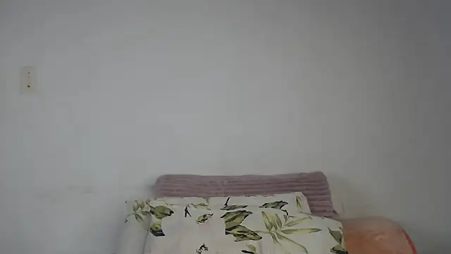 Jah-Queen webcam