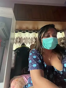Yourhornynightmare webcam