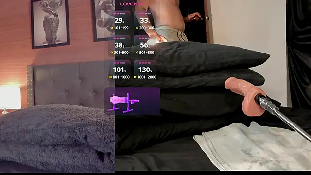 DylanWolf98 live cam on StripChat