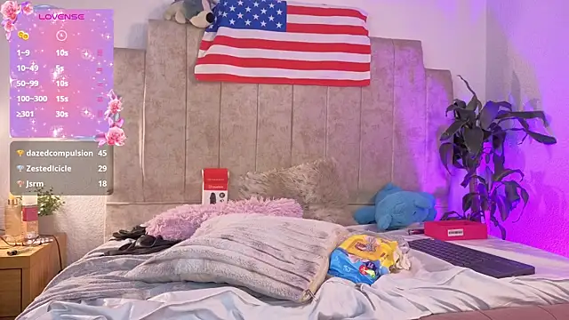 Emilly-hall webcam