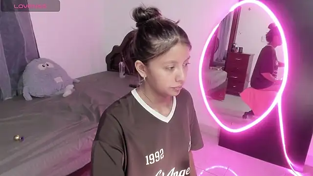 VALENTINADREAM webcam