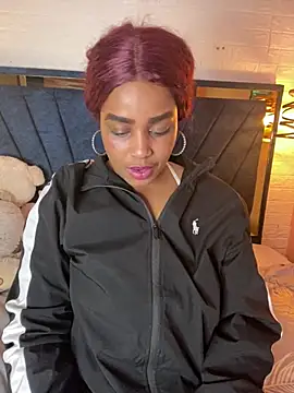 Ayla_Noir webcam