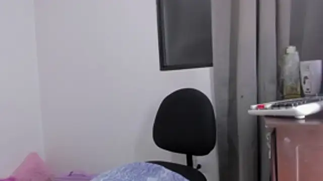 Emma_lean webcam