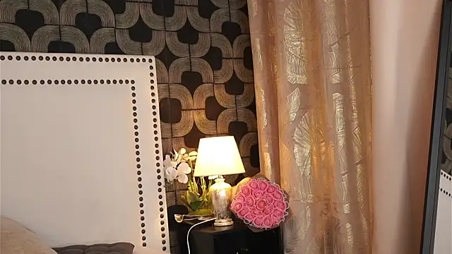 IsabelaWhite webcam