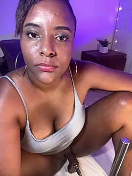 DianaBrownXX webcam