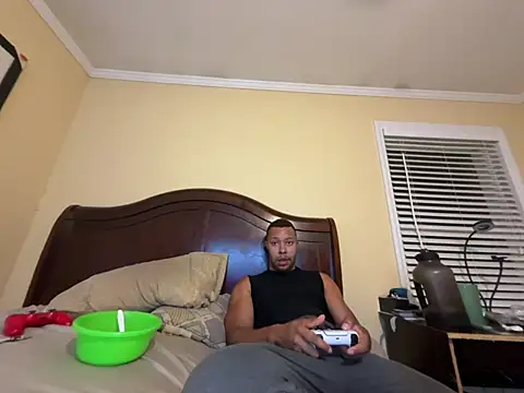 Charmingswoleking webcam