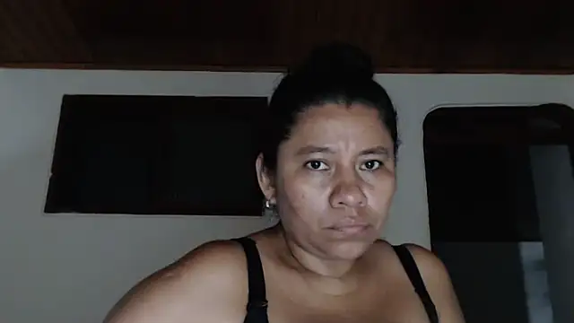 adrixxx38 webcam