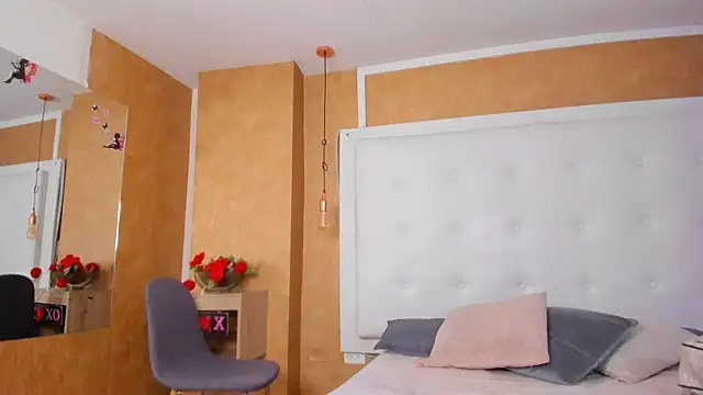 heidy_milf - Heidy_milf's free webcam - UK Sex Cams