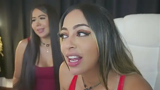 charlottelover21 live cam on StripChat