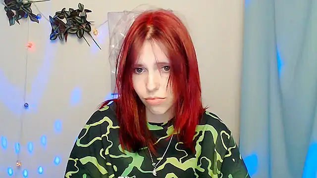 GuessMe___ live cam on StripChat