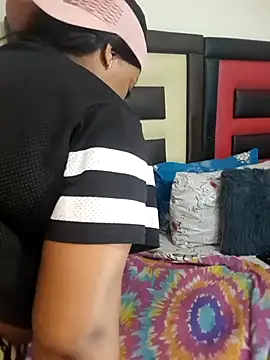 OpulentVixen webcam