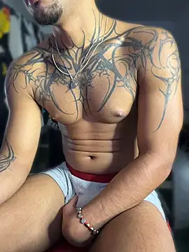 Adam_hot8 webcam