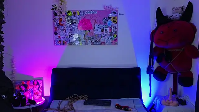 Dann_dan live cam on StripChat