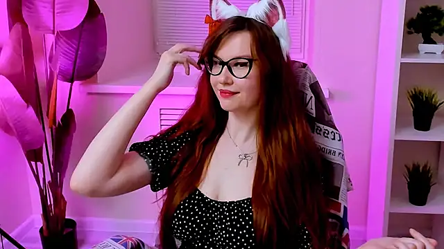 CarolGiggly webcam