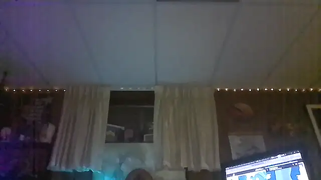 Makowboy webcam