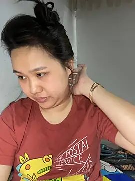 Almira6868 webcam