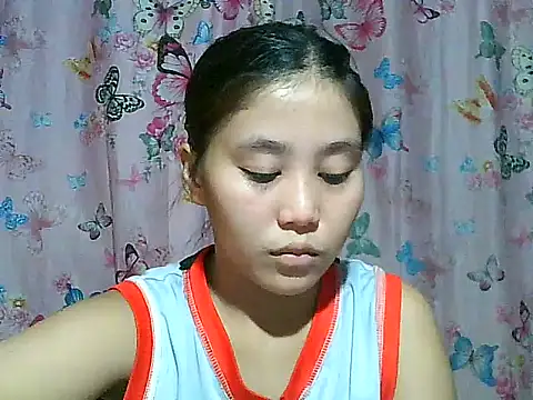 SexyAsianPussy4u live cam on StripChat