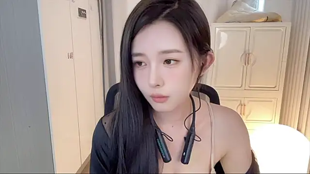 yiyi5588 live sex cam