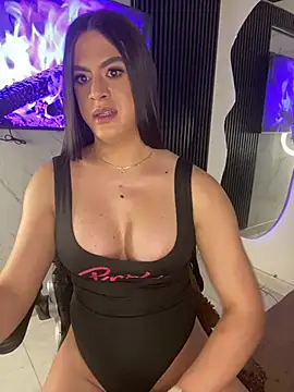 Naughtysofiaa webcam
