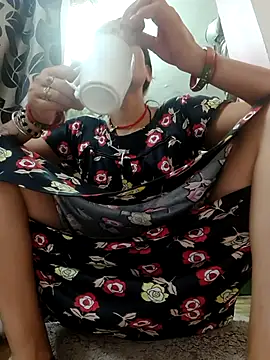 Sexy-Suhani2