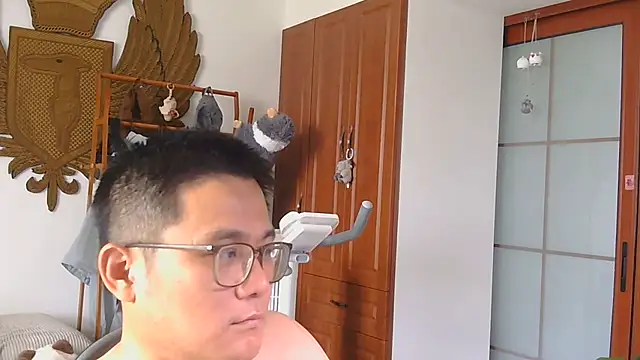866532 Live Web Cam Show