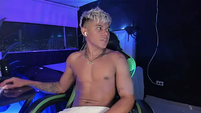 Jack_castell live cam on StripChat
