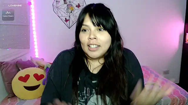 EllieMoonX live cam on StripChat