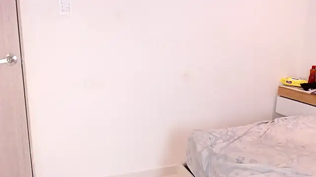 Violetta-foxx live cam on StripChat