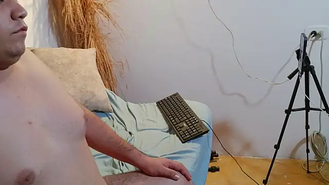 Jade_Will live cam on StripChat
