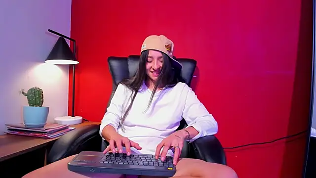 victoria_zaenzz webcam