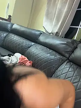 LittleMissEeve webcam