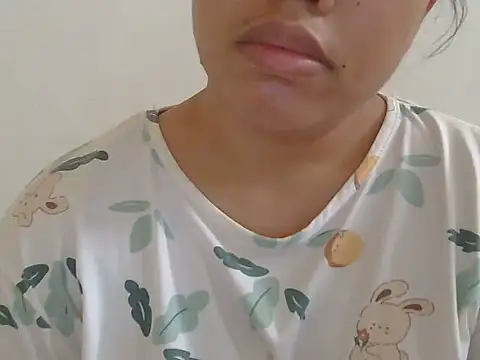 ChubbyButty live cam on StripChat