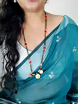 cool_teacher_69 (F milf) - Want to enjoy with Lush soon🌺