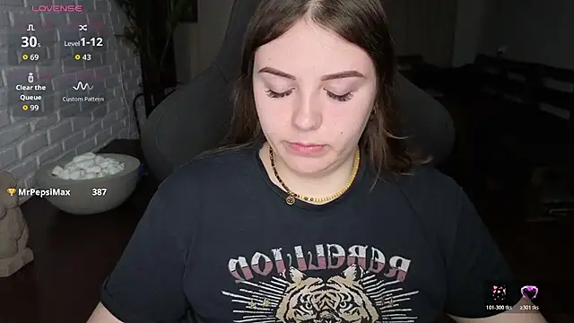 XNirvanaX webcam