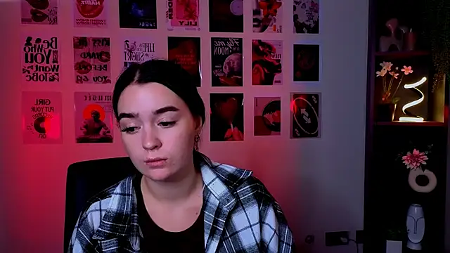 monica_xcx webcam