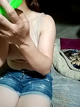 Eirlys-baby webcam