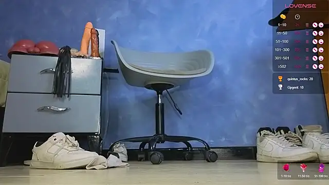 TomLover_12 webcam
