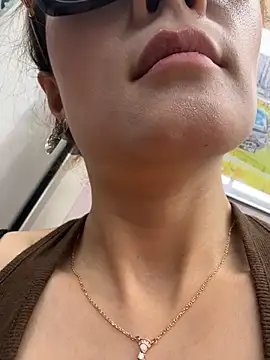 okgirl_23 webcam