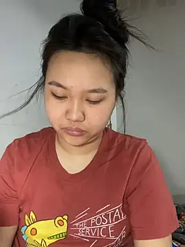 Almira6868 webcam