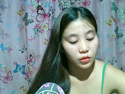 SexyAsianPussy4u webcam
