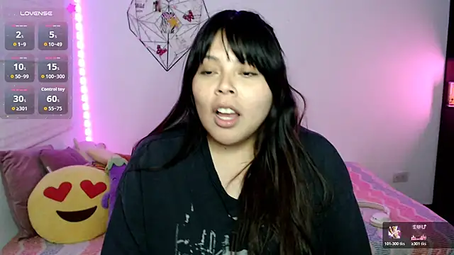 EllieMoonX webcam