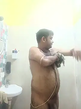 rarindam17 live cam on StripChat