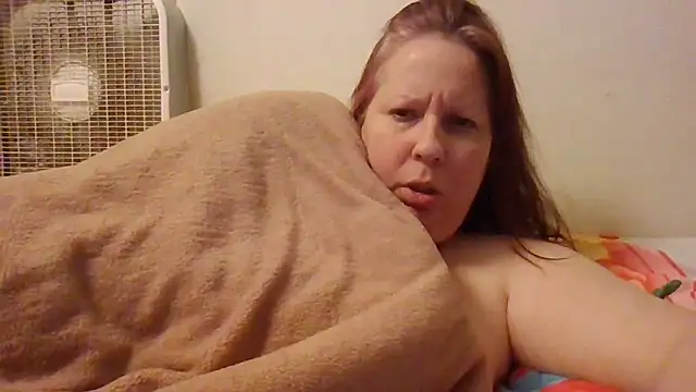 starlight1983 live cam on StripChat