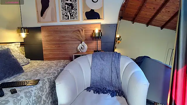 Madissononee webcam